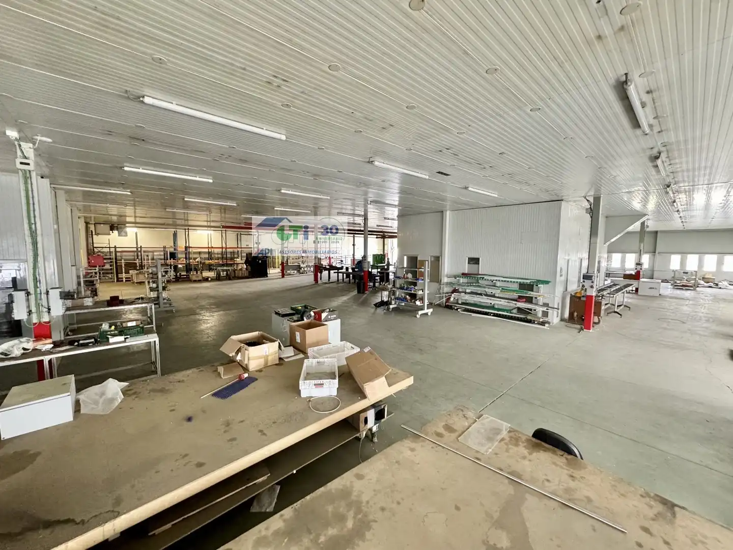 Nau industrial en venda en Zaragoza