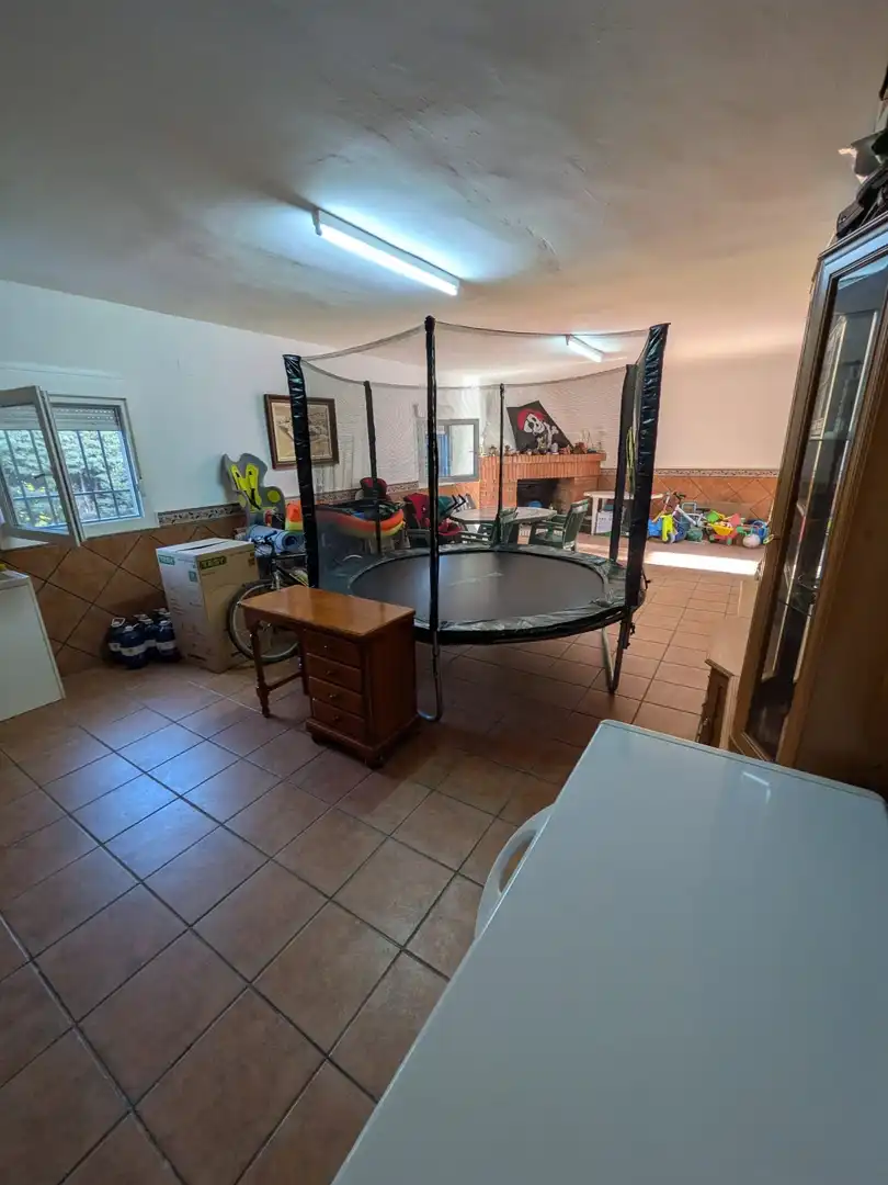 Finca rústica en venta en Miguelturra con Aire acondicionado, Calefacción y Jardín privado