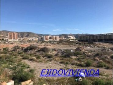 Terreno residenziale in vendita a Vícar Pueblo