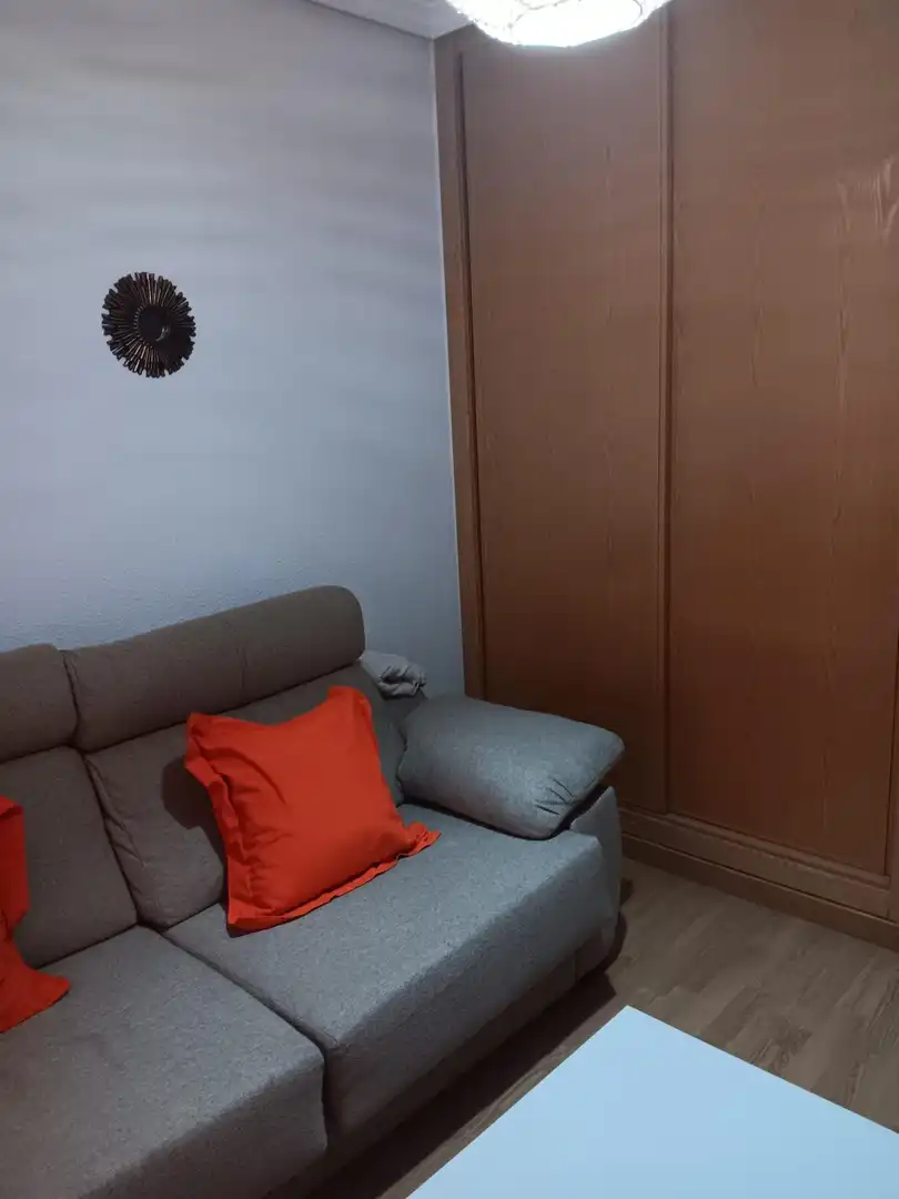 Bedroom of Flat for sale in Madrid  with Air Conditioner and Heating