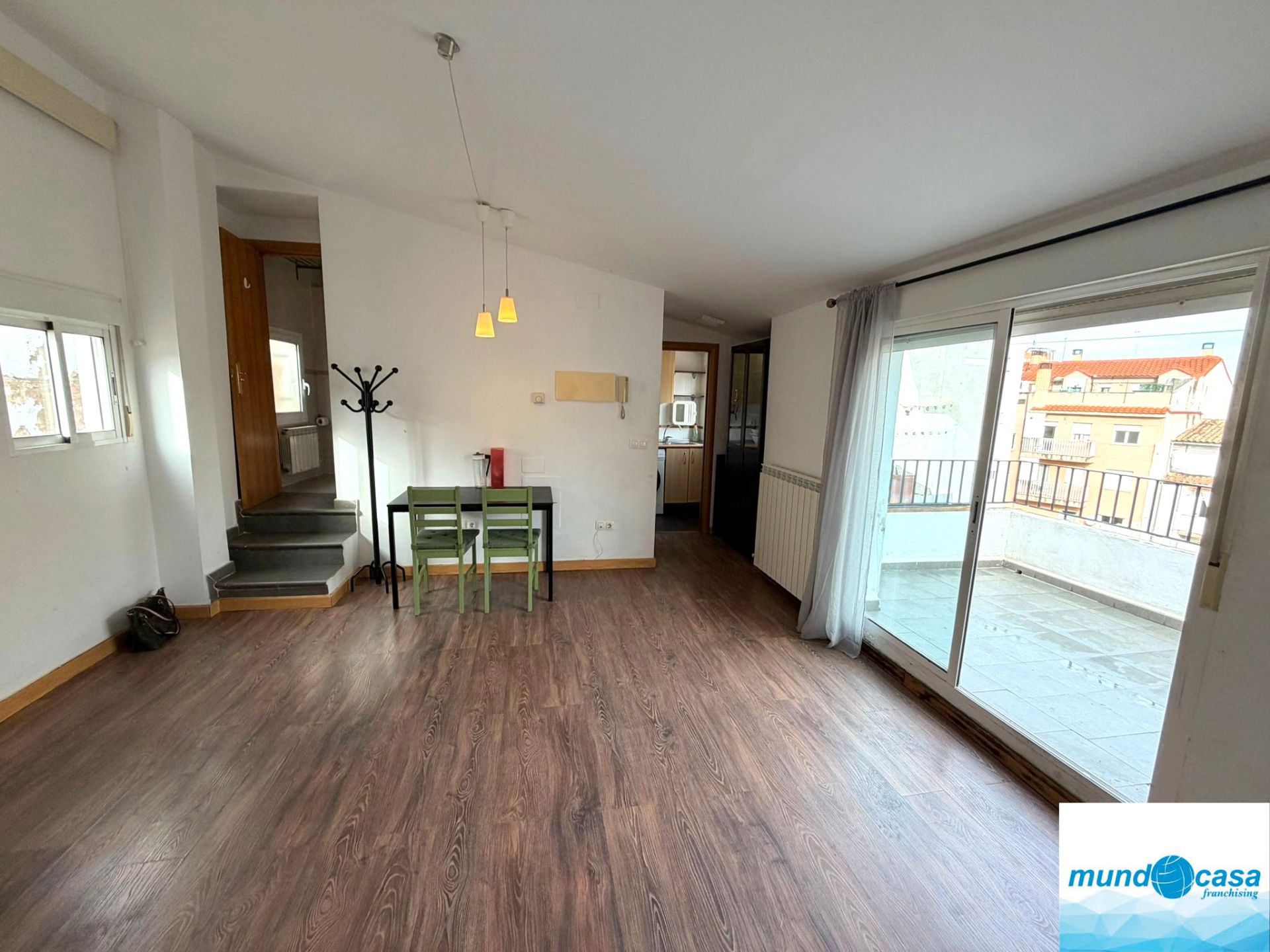 Exterior view of Attic for sale in  Zaragoza Capital  with Air Conditioner, Heating and Furnished