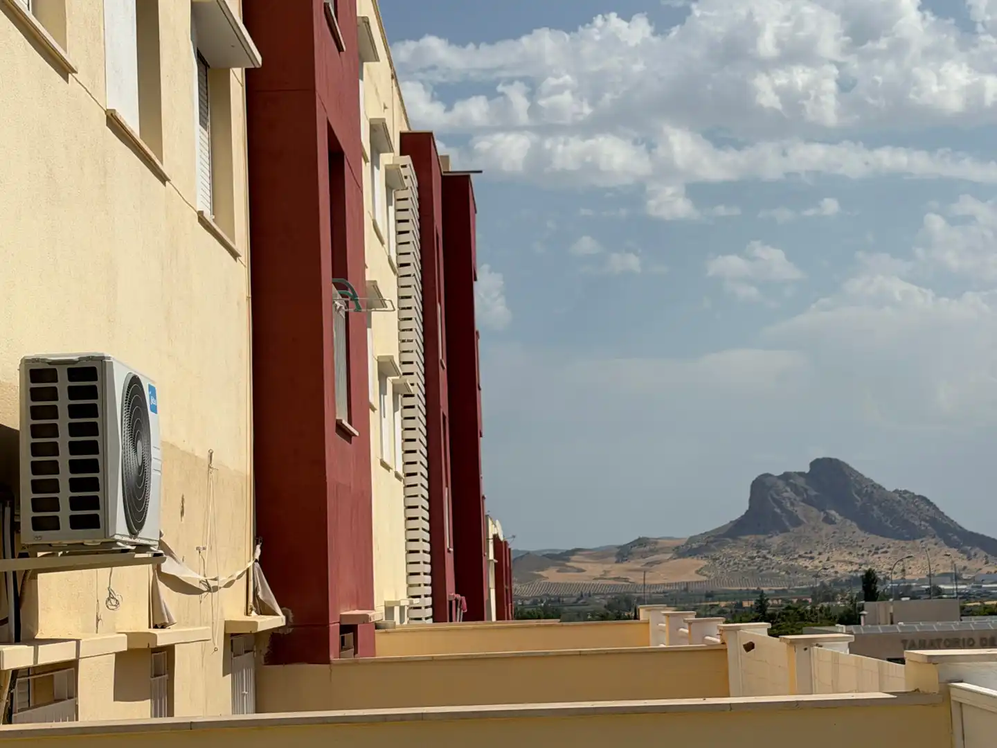 Flat with terrace for sale in Calle  Amparito Aguilar