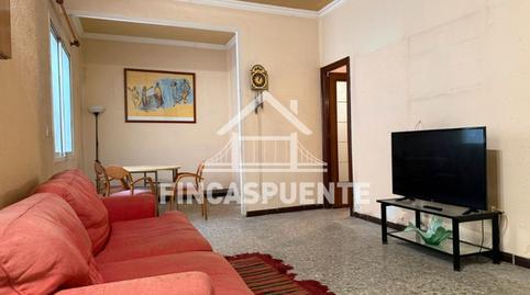 Foto 3 de Piso en venta en Carrer de Còrsega, El Camp de l'Arpa del Clot, Barcelona
