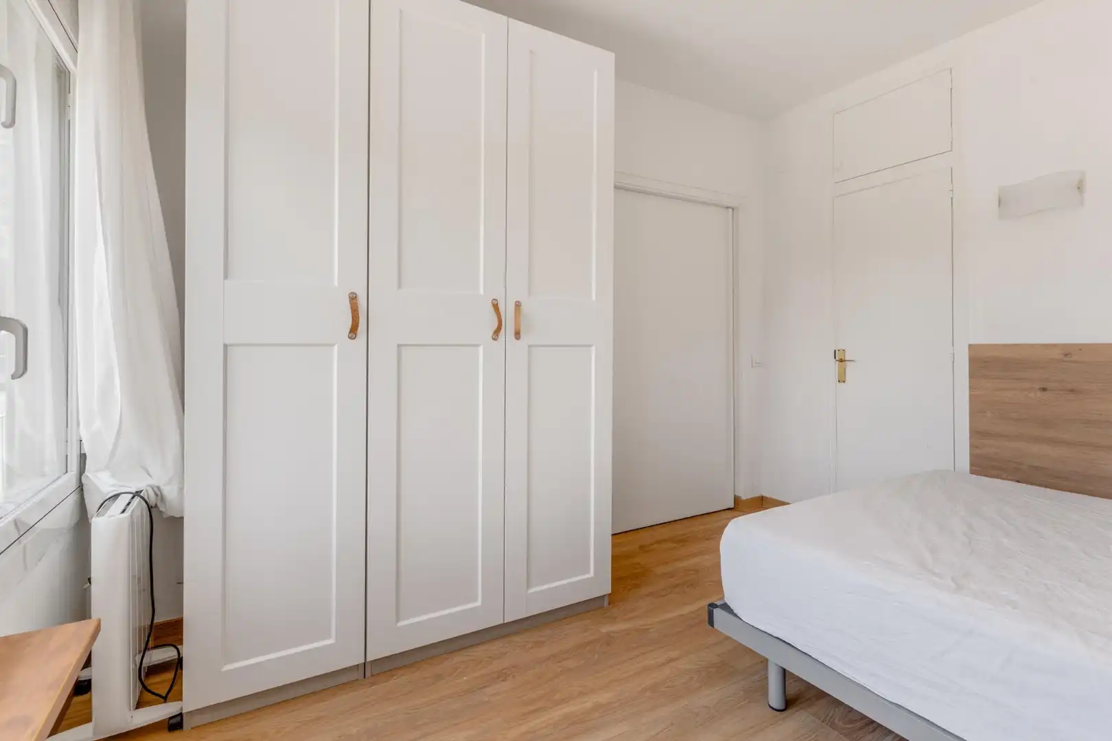 Habitación de Piso en venta en Barcelona con Aire acondicionado y Balcón