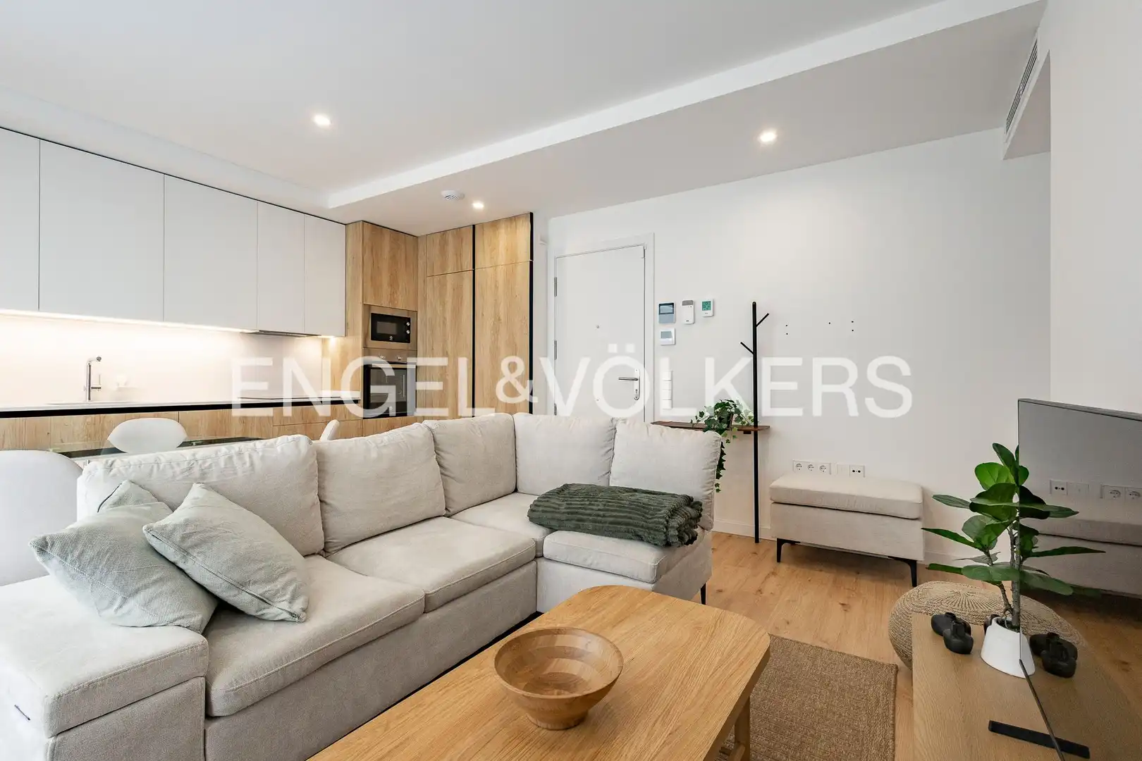 Flat with lift to rent in Sants - Montjuïc, imagen 3