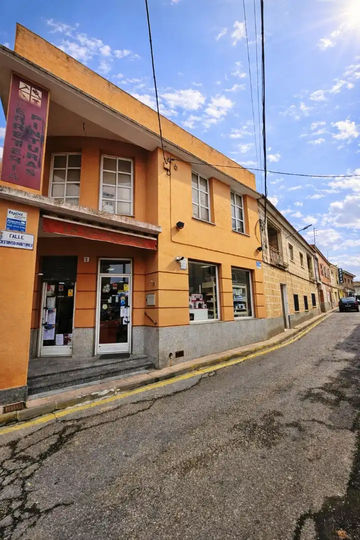 Local comercial en traspàs a Calle Ildefonso Martínez