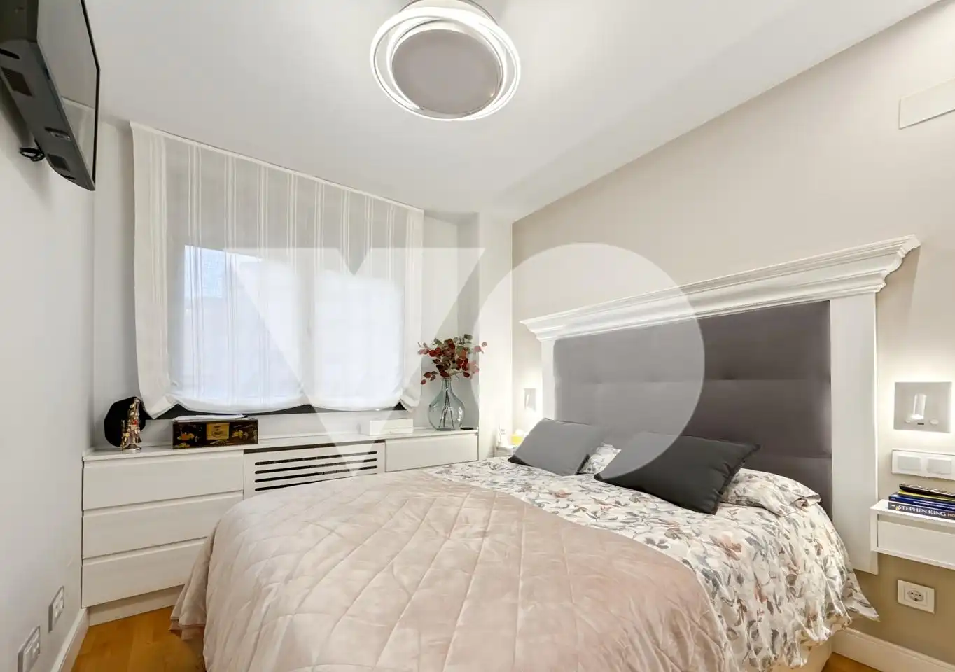 Schlafzimmer von Wohnung zum Verkauf in Madrid mit Klimaanlage und Möbliert