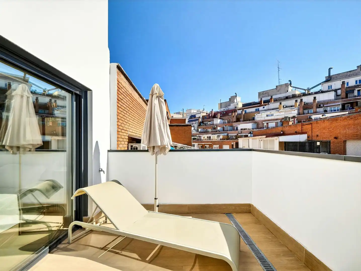 Terrace of Flat for rent in Madrid  with Air Conditioner, Heating and Furnished