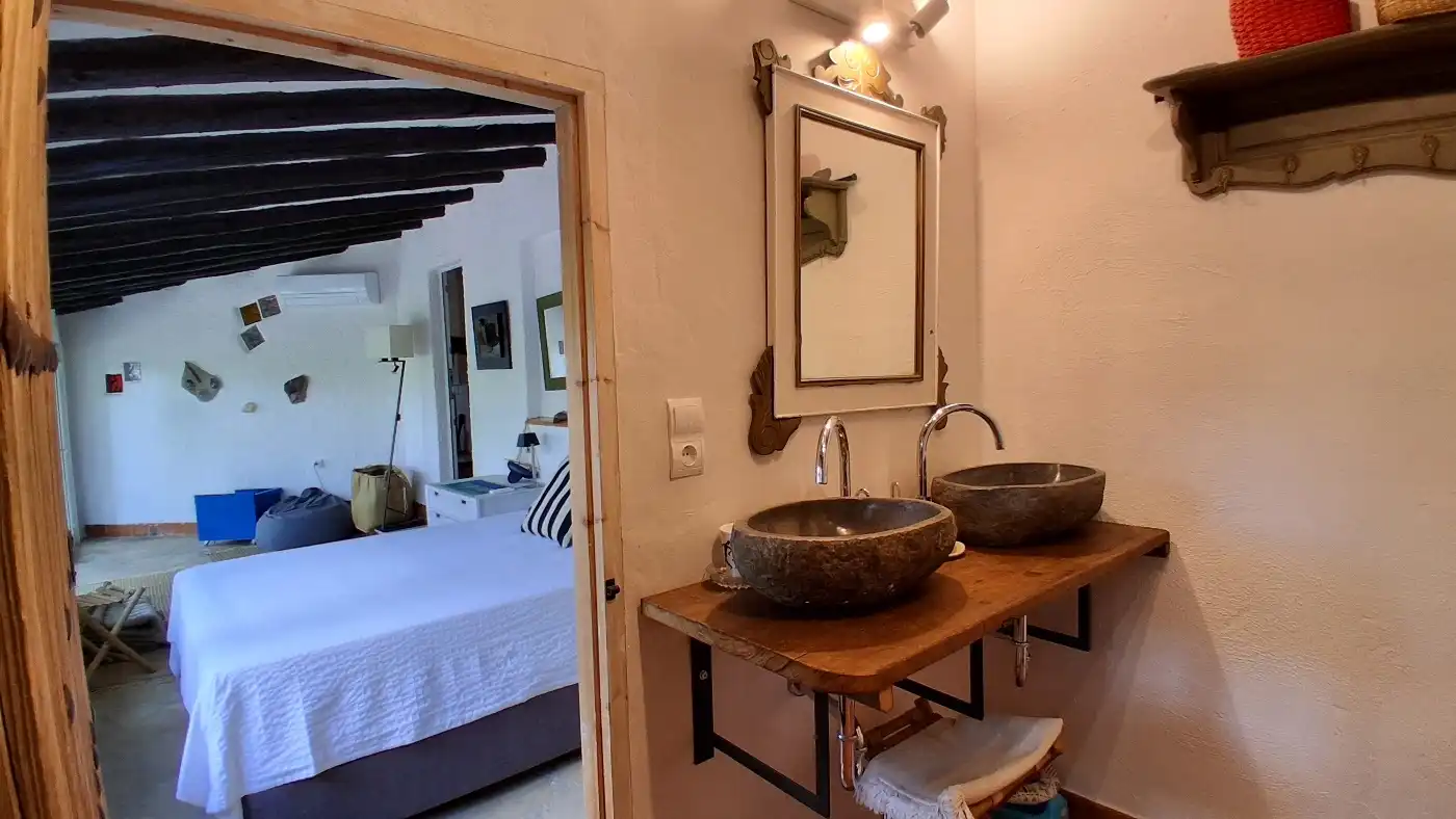 Bathroom of Houses for sale in Pratdip  with Air Conditioner, Heating and Private garden