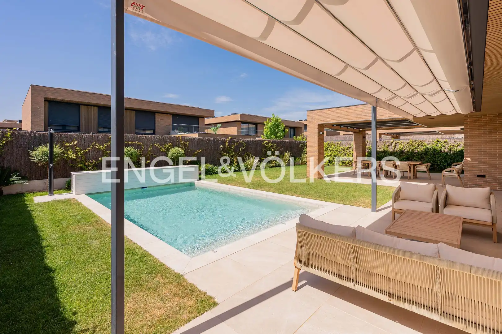 Terraza de Casa o chalet en venta en Las Rozas de Madrid con Aire acondicionado, Calefacción y Jardín privado