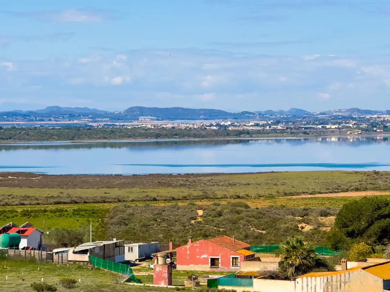 Apartments for sale in Guardamar del Segura  with Heating, Swimming Pool and Furnished