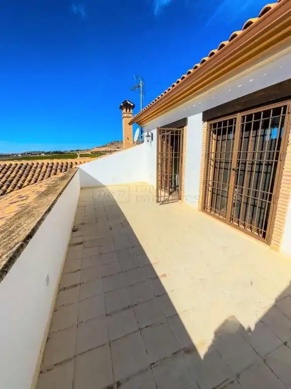Terrassa de Casa o xalet en venda en Orihuela amb Aire condicionat, Jardí privat i Traster