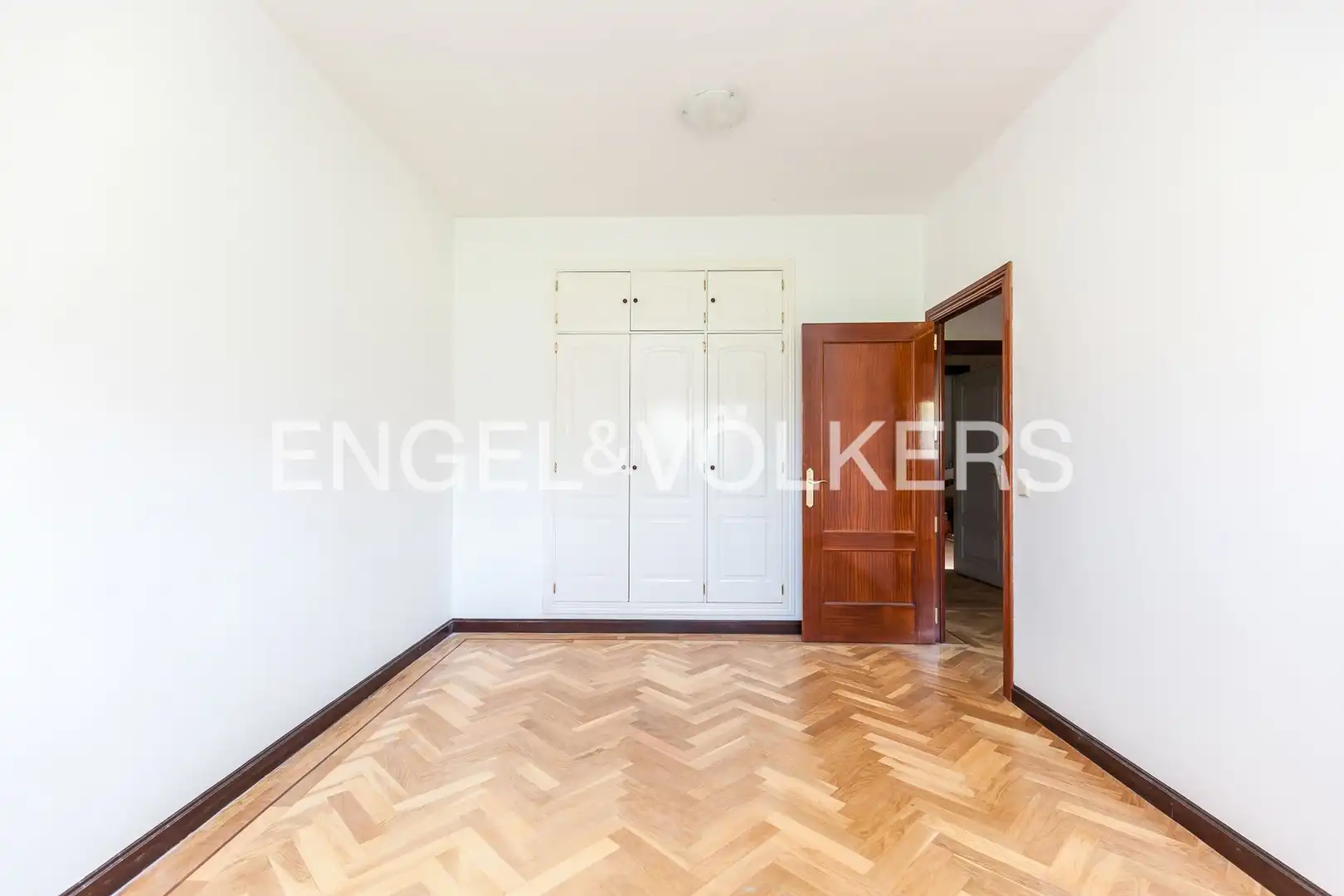Houses for rent in Madrid  with Air Conditioner, Heating and Private garden
