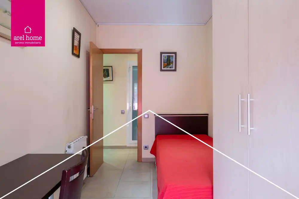 Bedroom of Flat for sale in Esplugues de Llobregat  with Air Conditioner