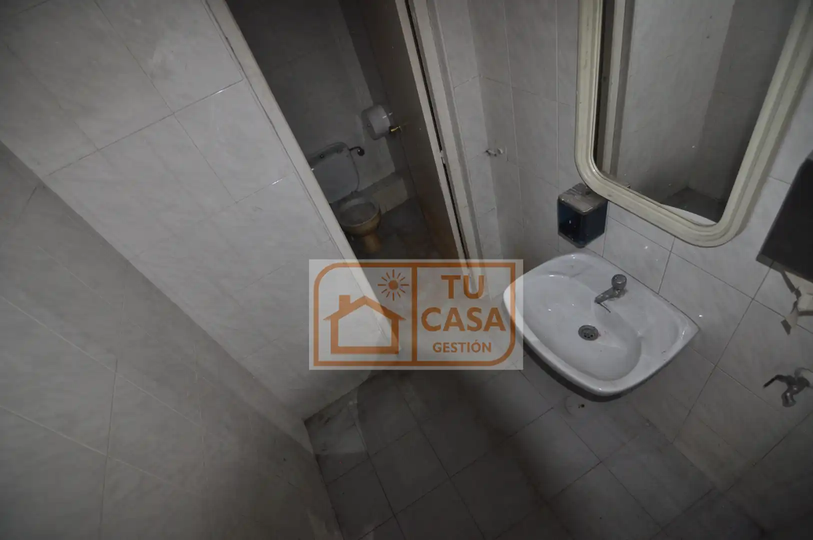 Local comercial en alquiler en Avenida de Hernán Cortés, imagen 10