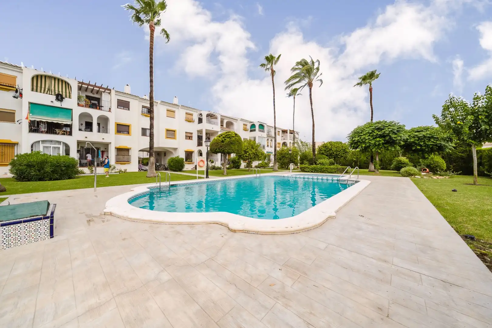 Piscina de Apartament de lloguer en Santiago de la Ribera