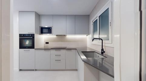 Foto 3 de Pis en venda a Carrer de Villarroel, Sant Antoni, Barcelona