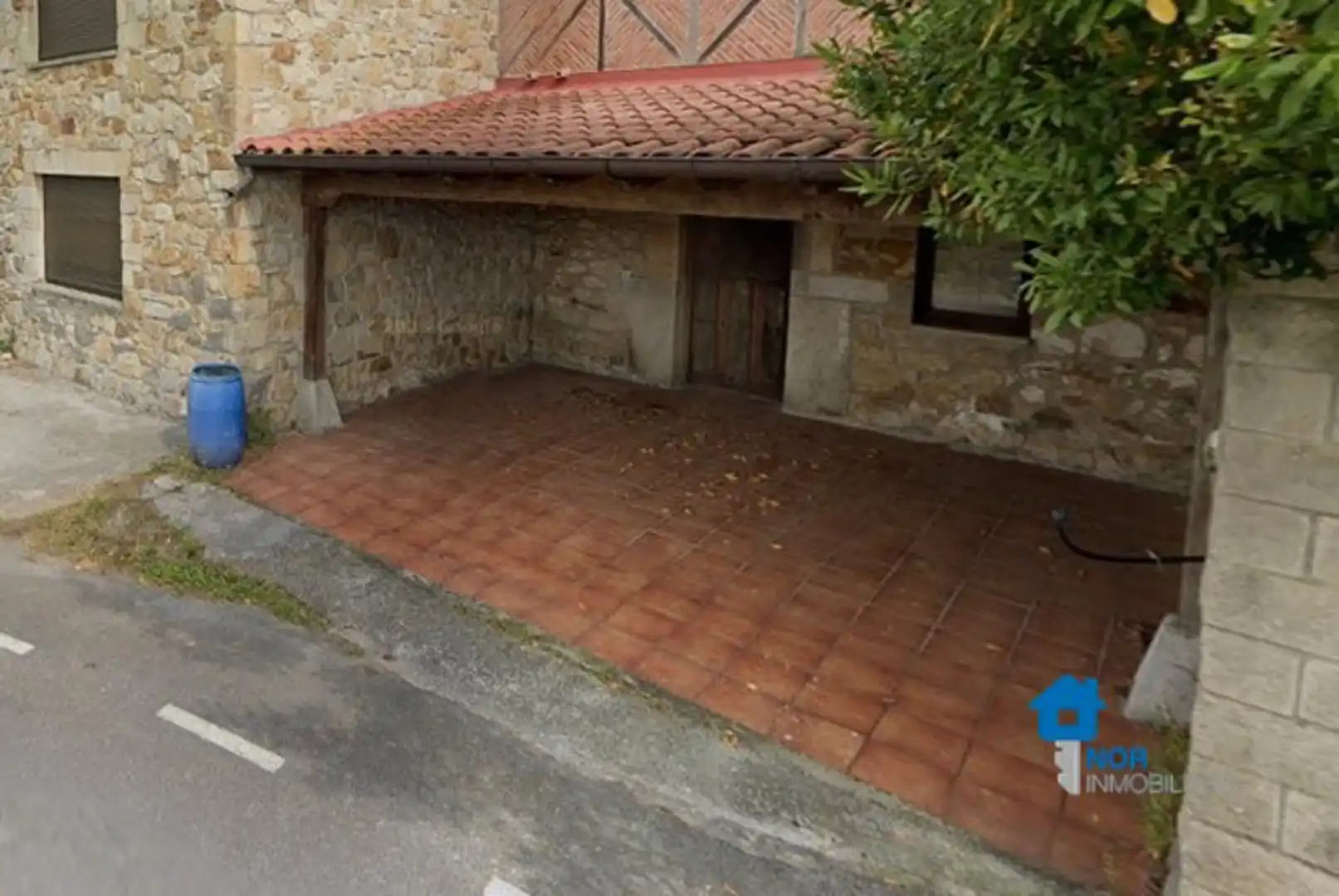 Parking de Casa adosada en venta en Bareyo con Terraza y Trastero