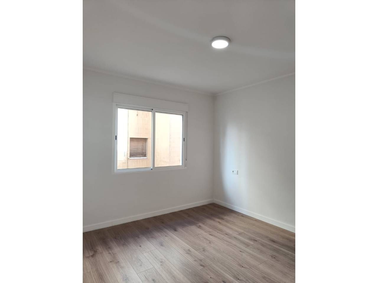Dormitori de Pis en venda en  Barcelona Capital amb Aire condicionat, Parquet i Balcó