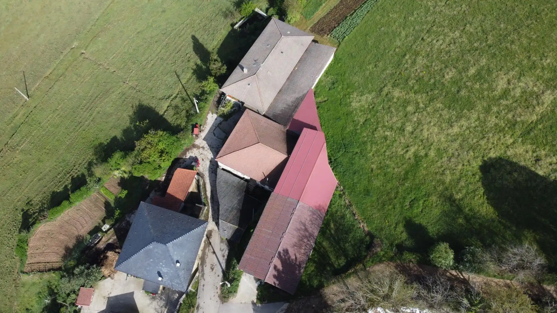 Casa o xalet en venda en Cangas del Narcea amb Calefacció, Terrassa i Moblat