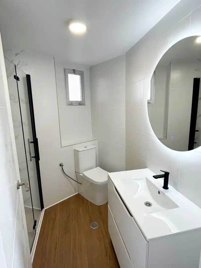 Bany de Apartament en venda en Orihuela amb Piscina i Piscina comunitària