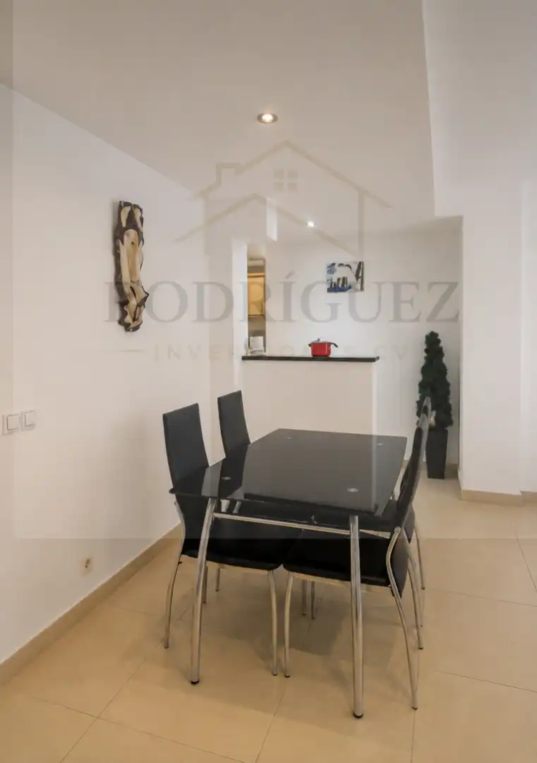 Erdgeschosswohnung mit Pool zum Verkauf in Carrer de República, imagen 17