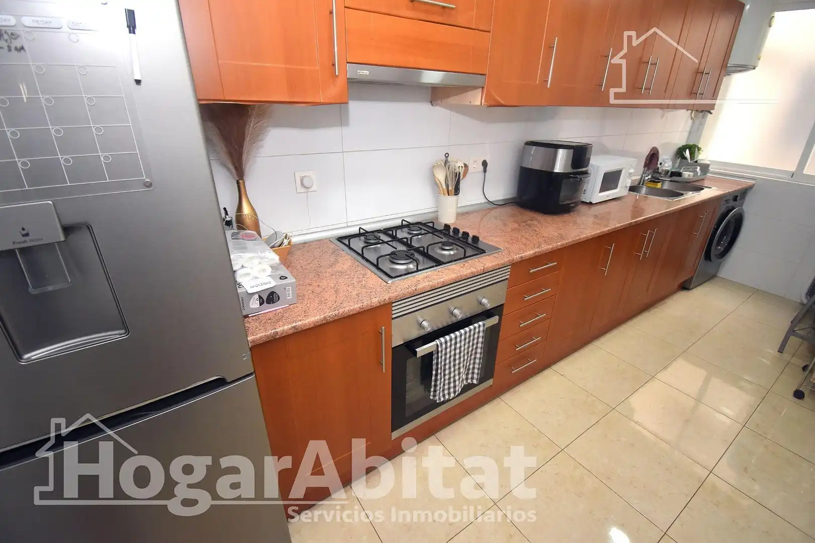 Cocina de Piso en venta en Castellón de la Plana / Castelló de la Plana con Calefacción, Amueblado y Balcón