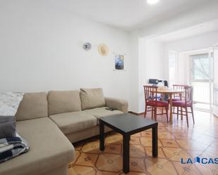 Living room of Flat for sale in  Madrid Capital  with Heating and Terrace