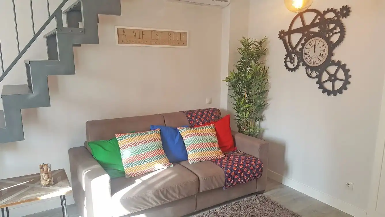 Sala de estar de Ático de alquiler en Madrid con Aire acondicionado, Calefacción y Amueblado