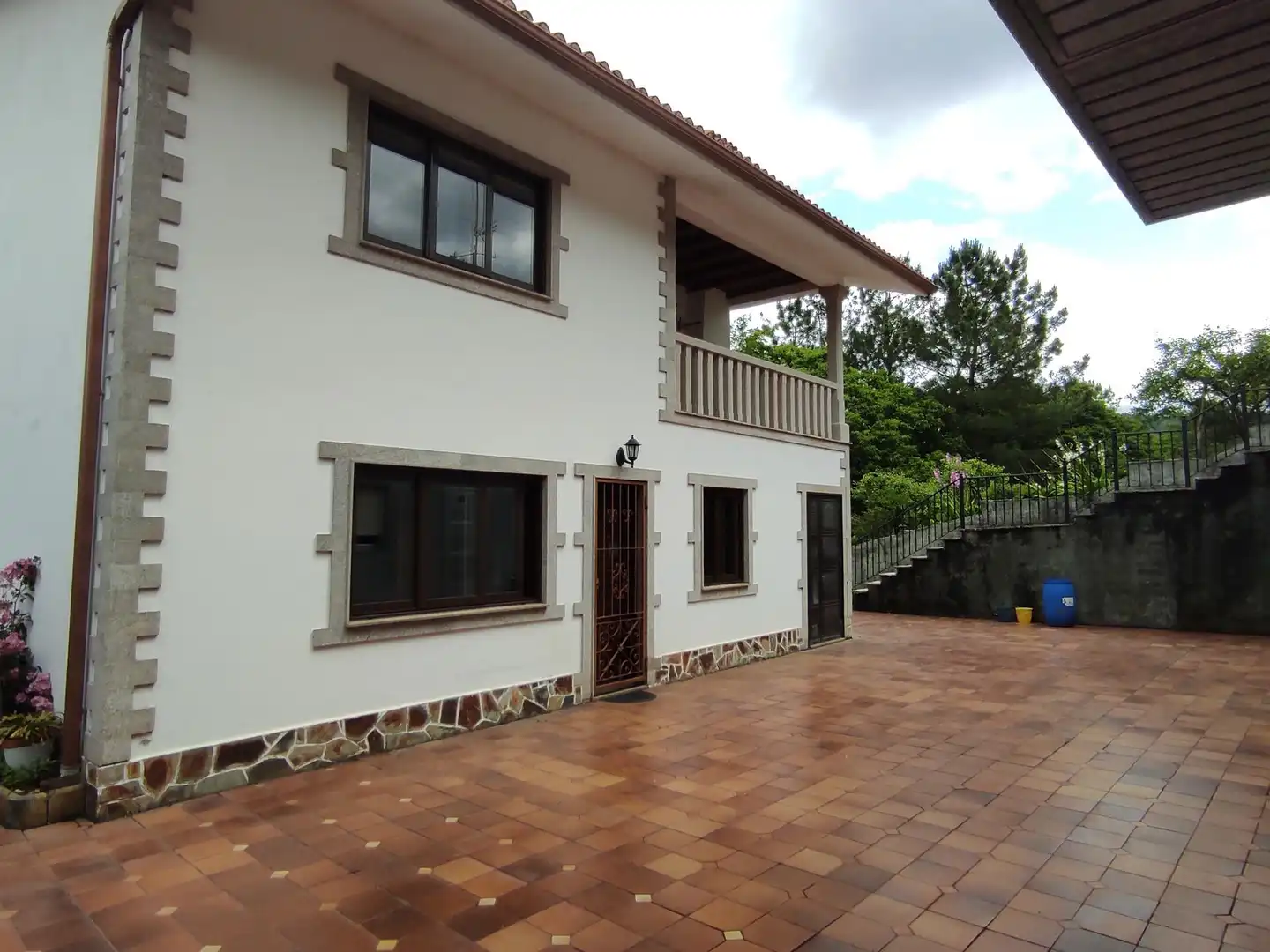 Vista exterior de Casa o chalet en venta en Vila de Cruces con Calefacción, Jardín privado y Terraza