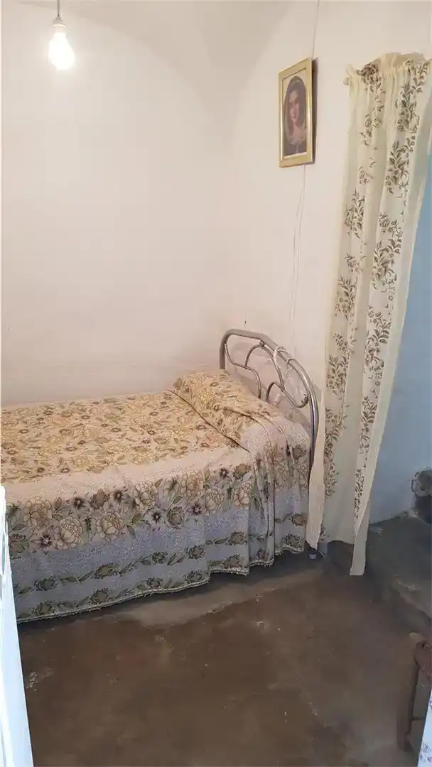 Dormitori de Casa adosada en venda en Almoharín amb Jardí privat i Rentadora