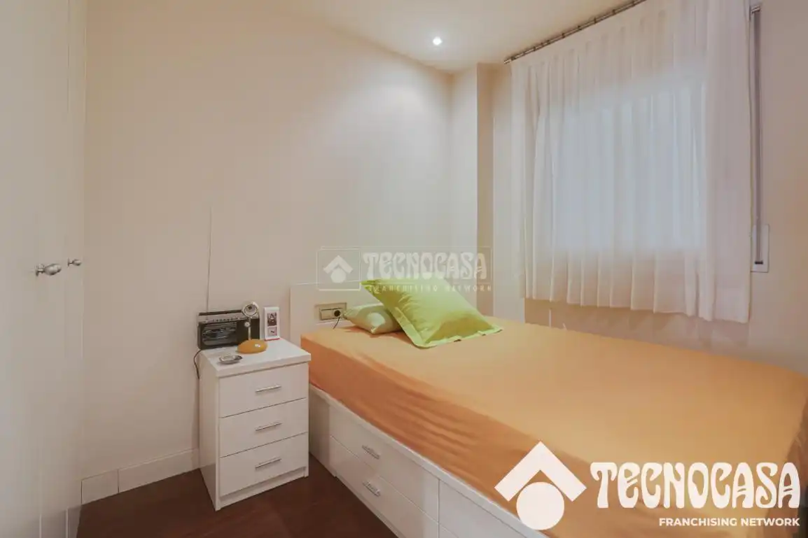 Habitación de Piso en venta en Barcelona con Aire acondicionado, Parquet y Terraza