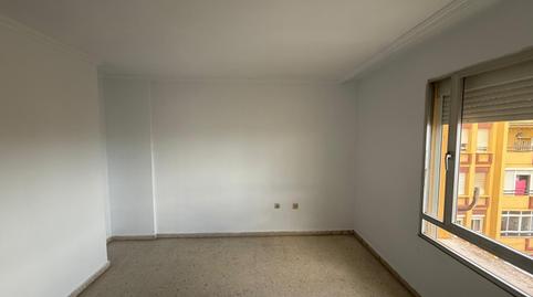 Photo 3 of Flat for sale in Bajadilla - Fuente Nueva, Algeciras