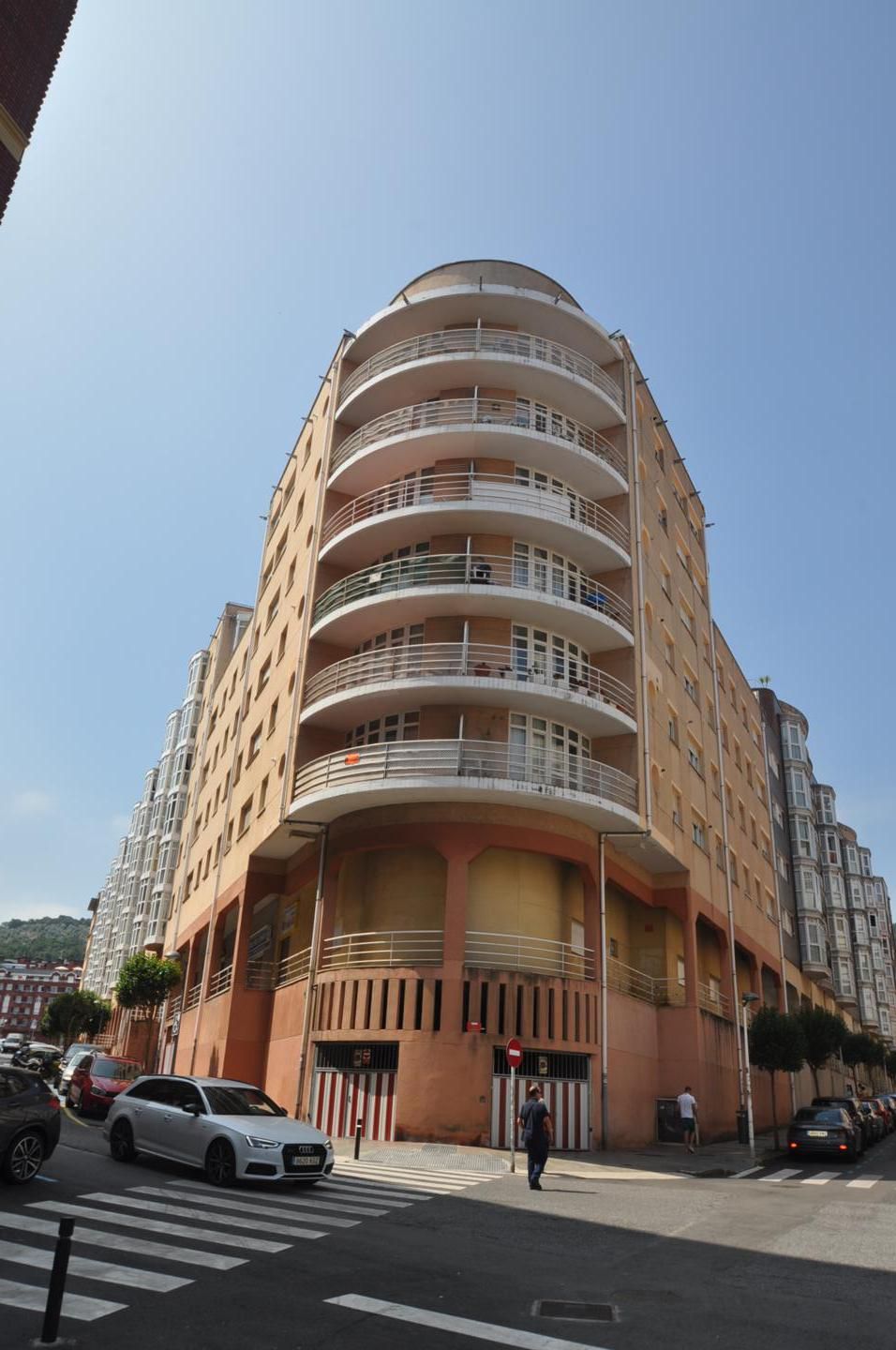 Exterior view of Garage for sale in Castro-Urdiales