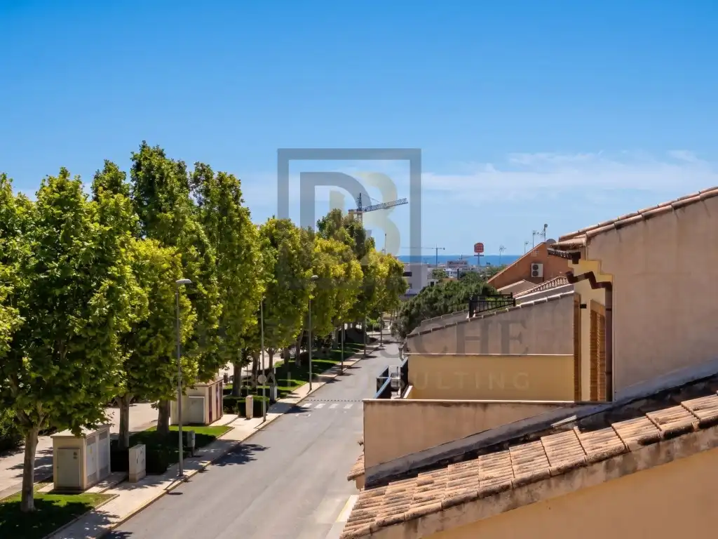 Vista exterior de Piso en venta en Pilar de la Horadada con Aire acondicionado, Amueblado y Horno