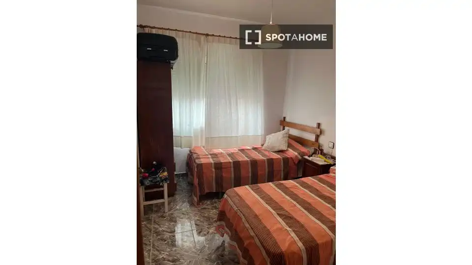 Habitación de Apartamento para compartir en San Pedro del Pinatar con Aire acondicionado, Terraza y Amueblado