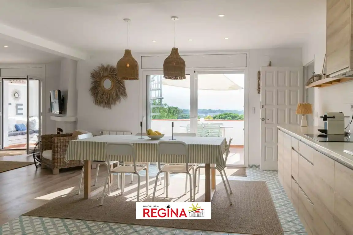 Chalet con piscina en venta en Carrer Pinedes, imagen 5