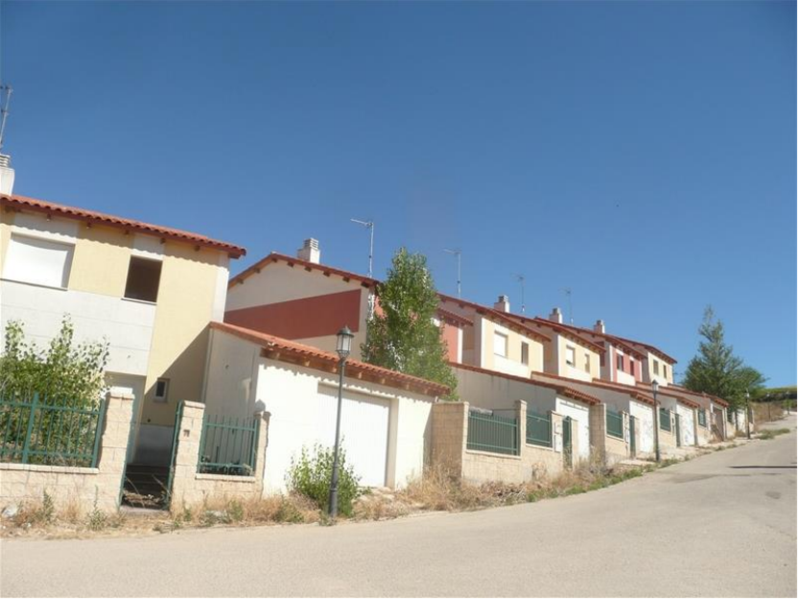 Single-family semi-detached for sale in MATEO CEREZO, Cardeñadijo