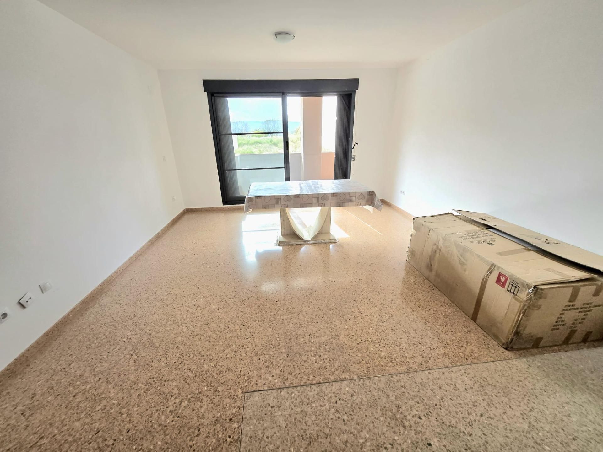 Sala d'estar de Pis en venda en Yátova amb Terrassa, Traster i Balcó