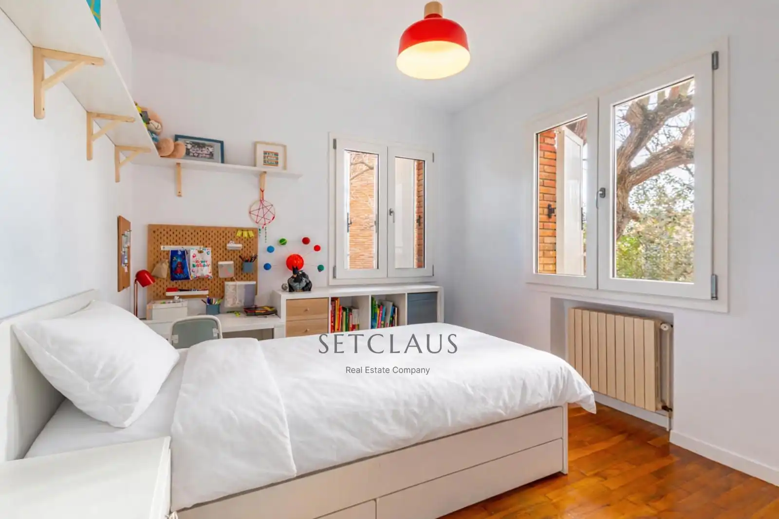 Bedroom of Houses for sale in Premià de Dalt  with Air Conditioner, Heating and Private garden