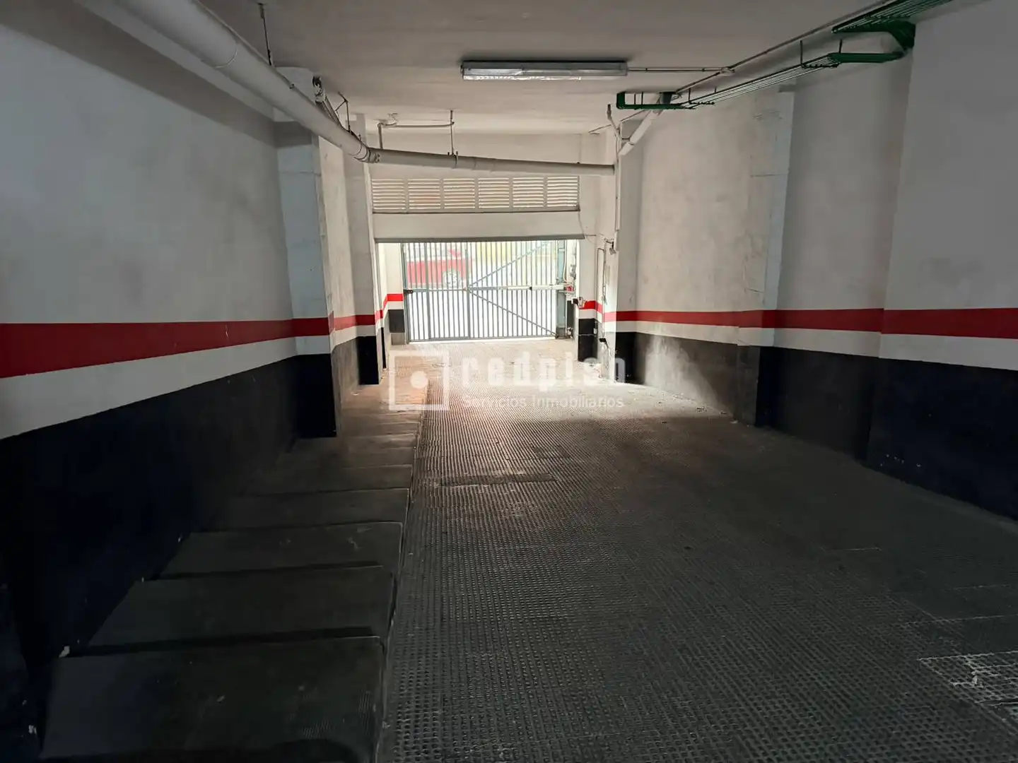 Aparcament de Garatge en venda en Camins al Grau