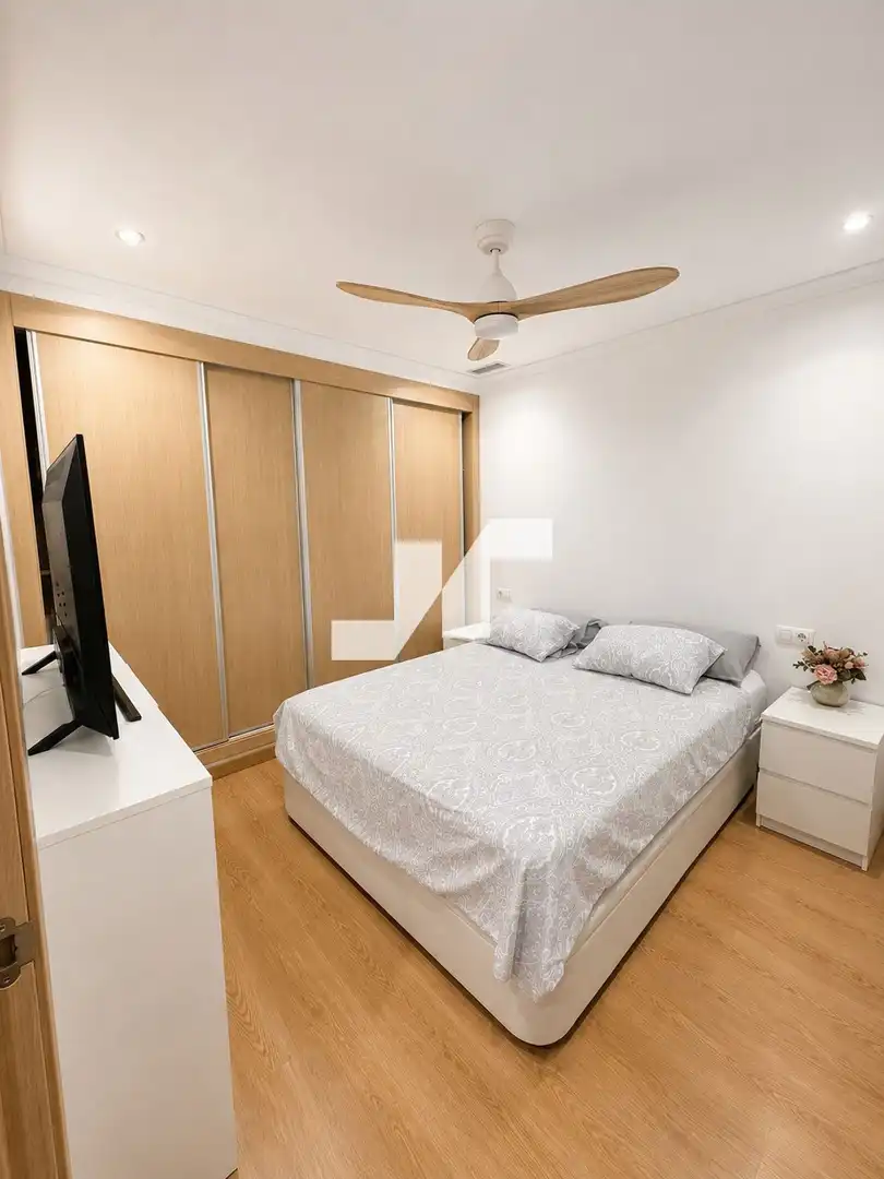 Dormitori de Pis en venda en Vila-real amb Aire condicionat, Terrassa i Traster