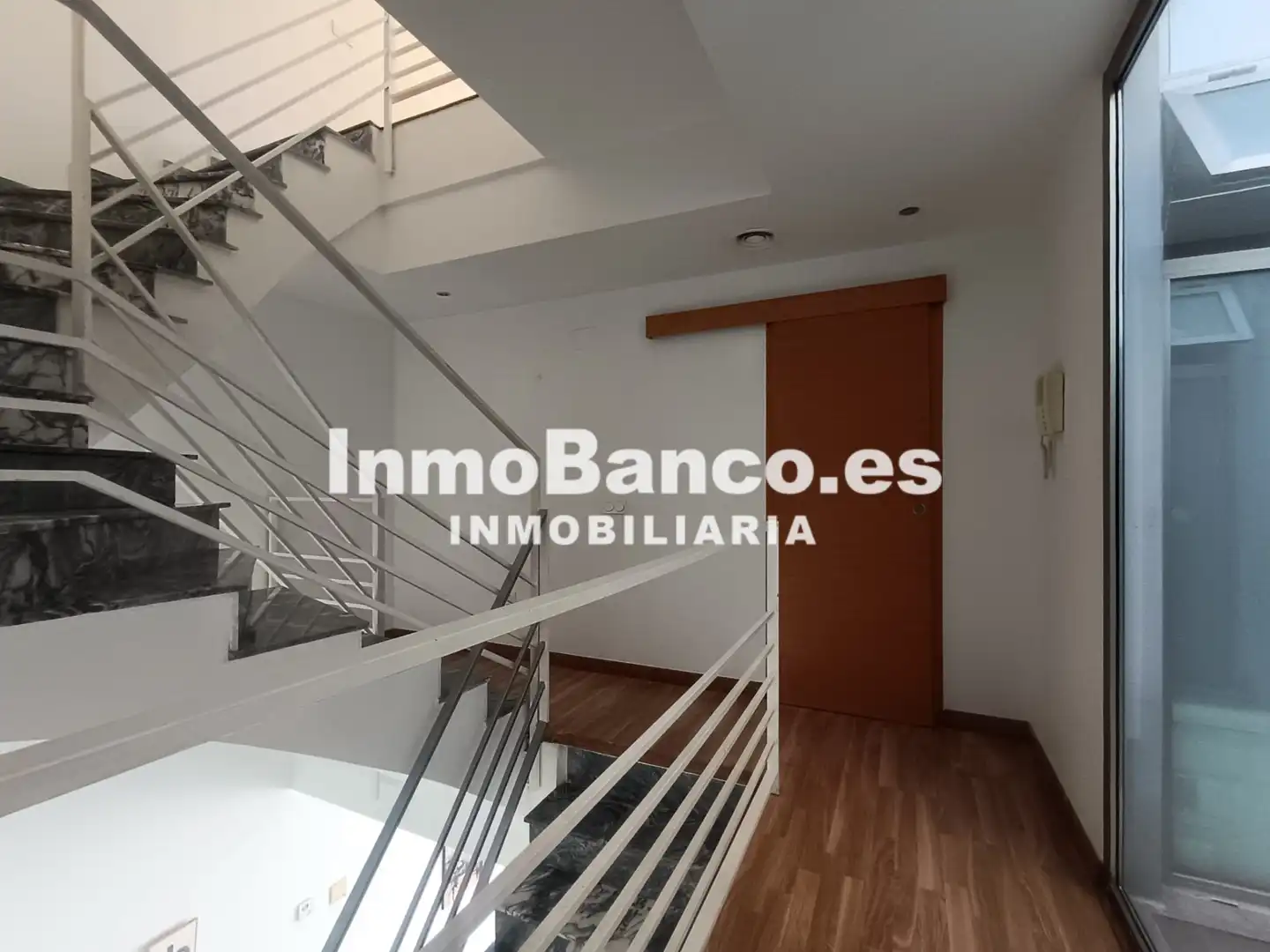 Detached homes for rent in La Pobla de Vallbona  with Air Conditioner, Heating and Terrace