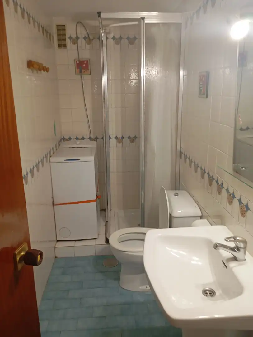 Bany de Pis en venda en Granada amb Terrassa, Moblat i Forn