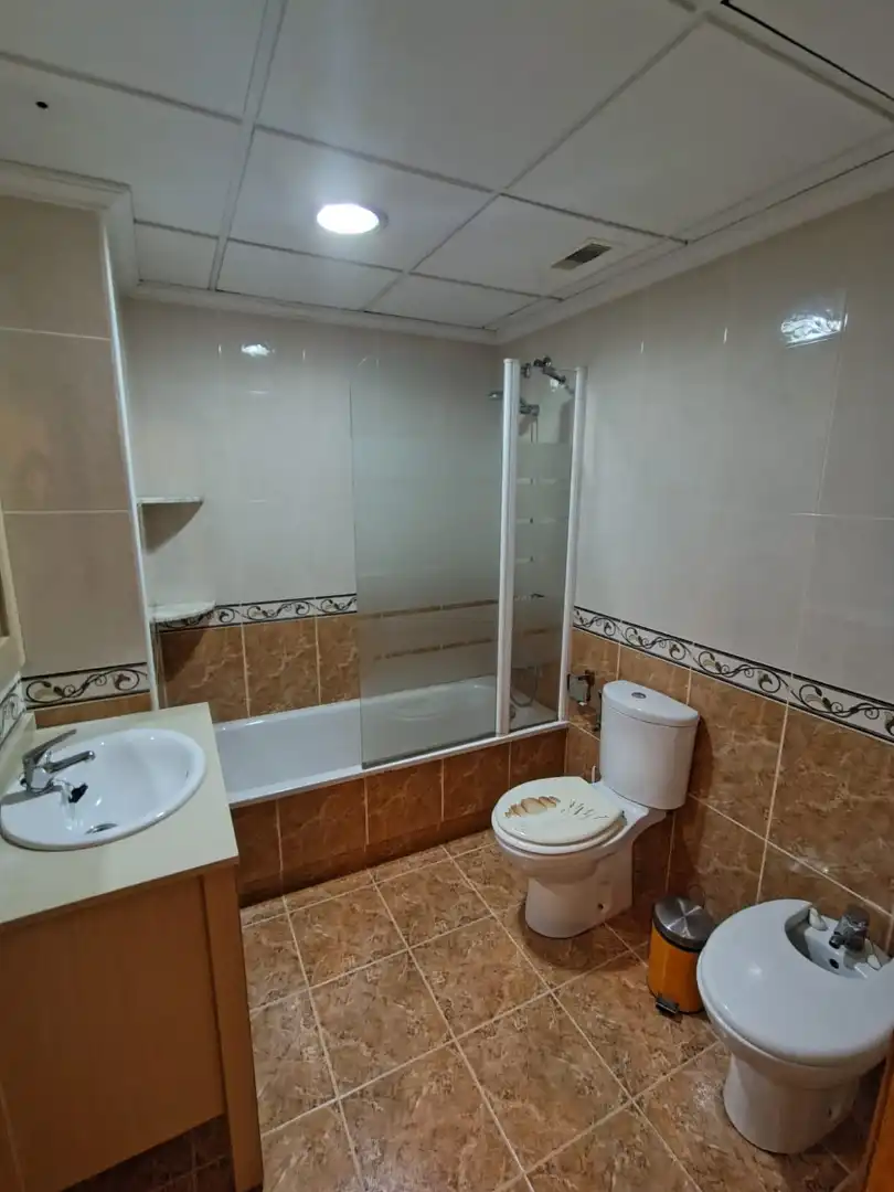 Bathroom of Flat for sale in Almoradí  with Storage room and Community pool