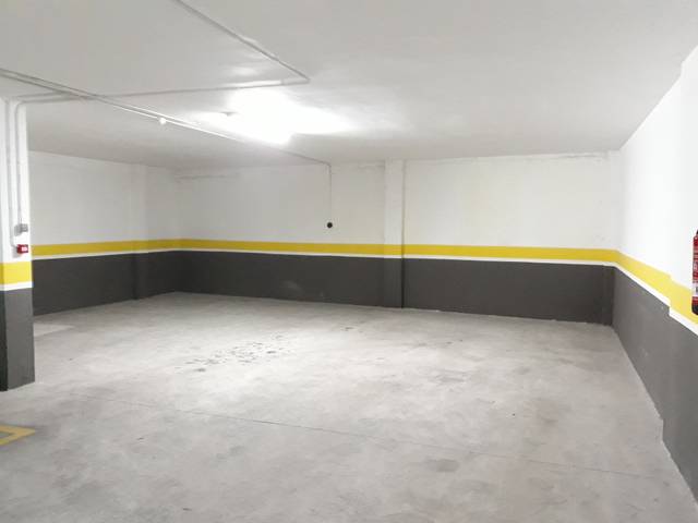 Garaje en Venta en Carretas - Pajarita