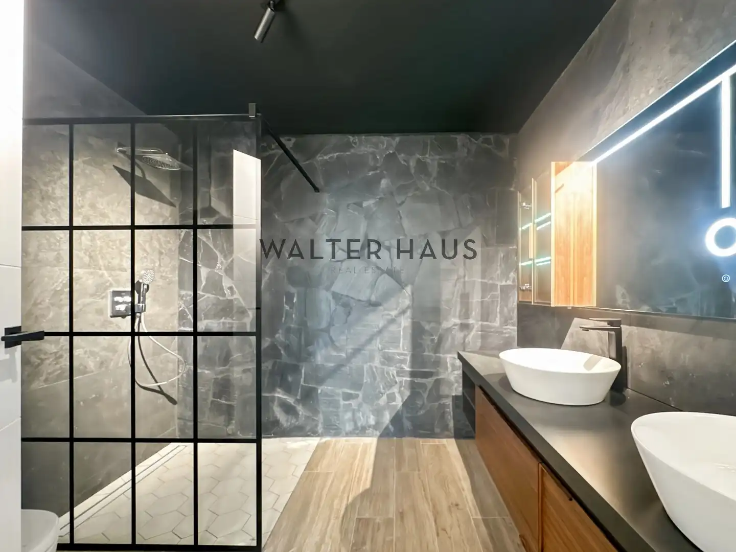 Bathroom of Houses for sale in Santa Cristina d'Aro  with Air Conditioner, Heating and Private garden