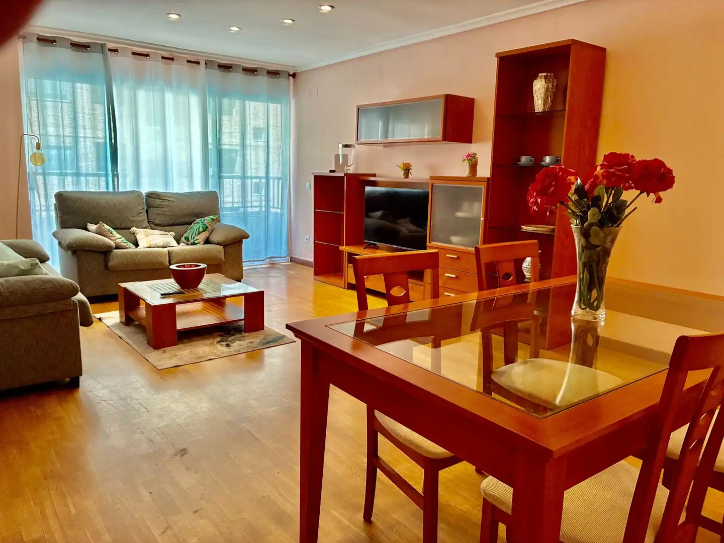 Flat for rent in Avenida BALEARES, La Creu del Grau