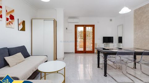 Foto 2 de Apartamento en venta en Centro - Muelle Pesquero, Torrevieja