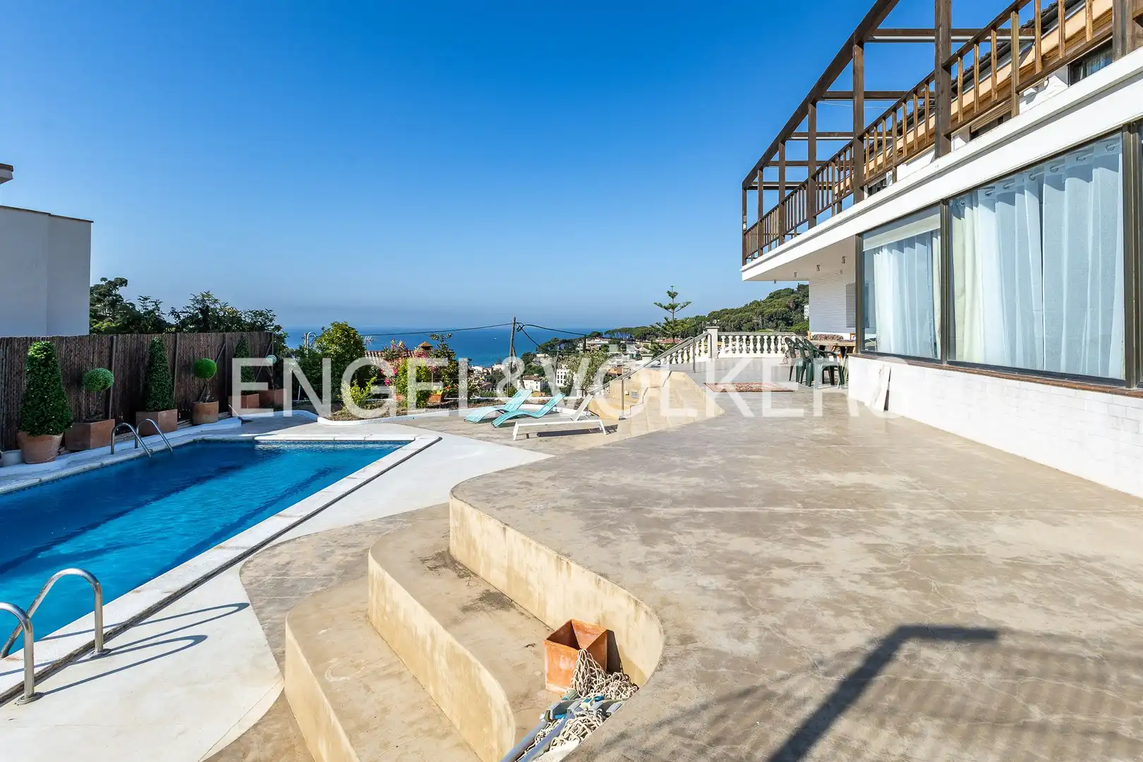Swimming pool of Houses for rent in Caldes d'Estrac  with Air Conditioner, Heating and Private garden